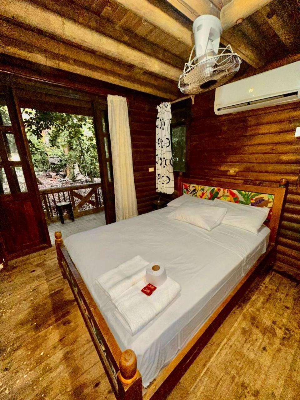 Mistica Island Hostel - Isla Palma Buitenkant foto